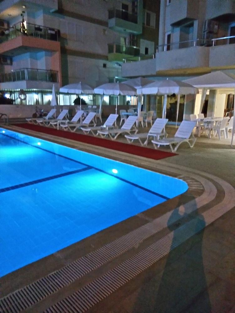 Mikado Hotel Mahmutlar Zewnętrze zdjęcie
